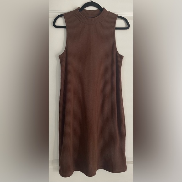 Old Navy Dresses & Skirts - Old Navy Dark Brown Ribbed Knit Women’s Dress
